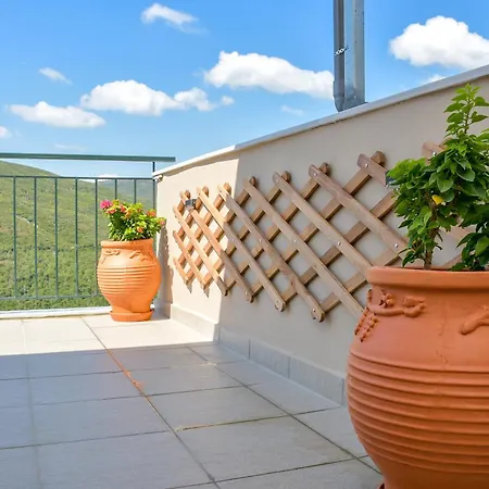 Eagle's Nest Tatil Evi Makrichori (Evia)